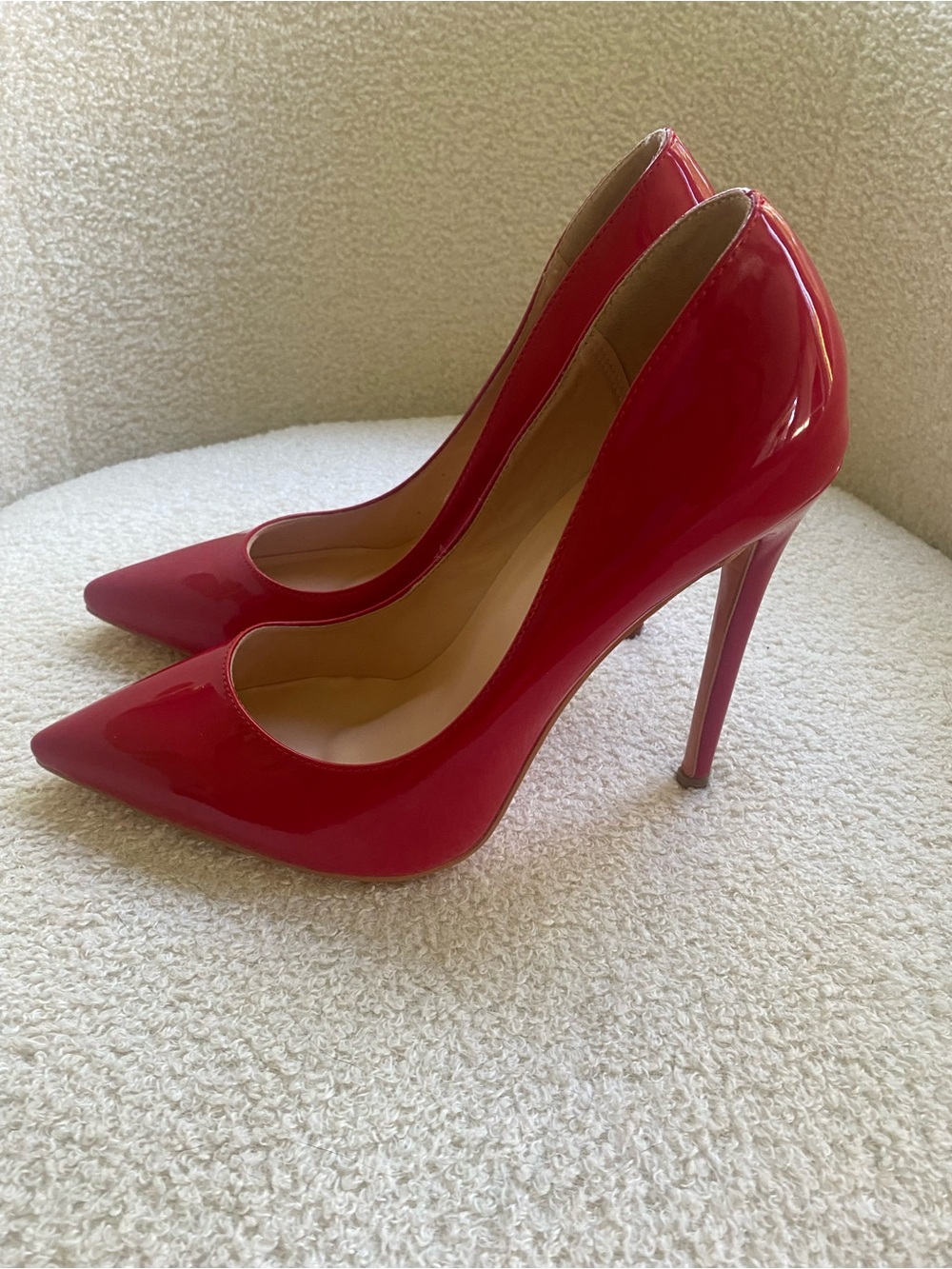 Red Patent Pointed-Toe High Heel Pumps